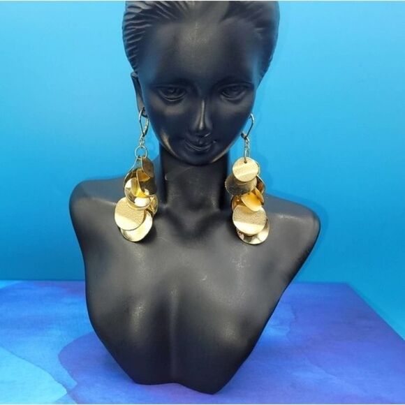 📦 Gold✨️ tone chandelier disk dangle earrings ✨️ - Picture 1 of 9